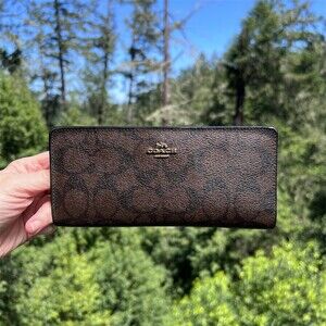 COACH Crossgrain Leather Bifold Wallet Brown Signature Canvas with Gold Hardware
